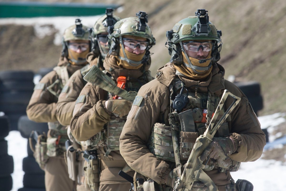    poroshenko/Twitter.com/Global Look Press