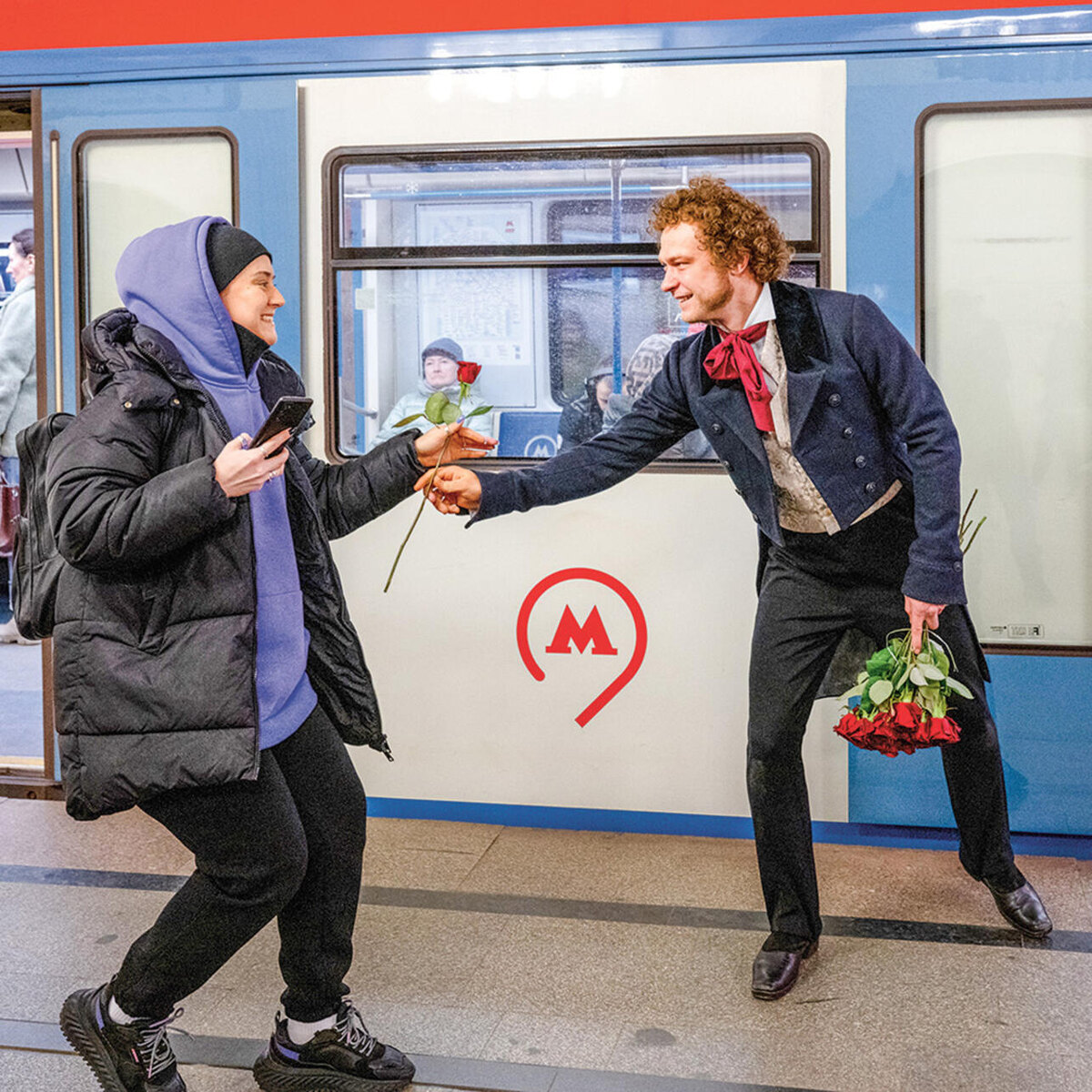    «Я помню чудное мгновенье: передо мной явилась ты...» предоставлено пресс-службой Департамента транспорта г. Москвы