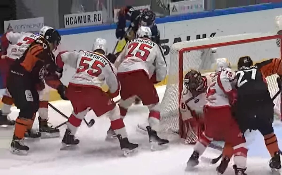    ХК «Амур» эпично сравнял счёт за секунду до сирены, но проиграл в овертайме