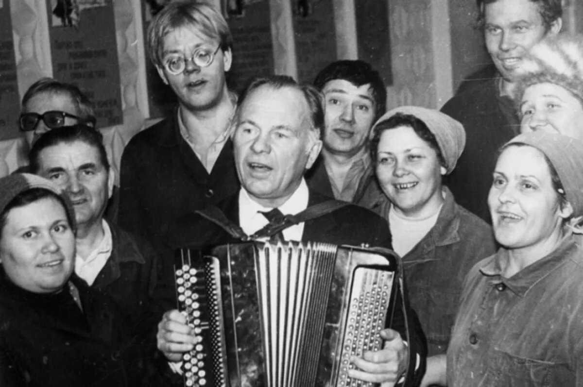    Баян был самым любимым музыкальным инструментом композитора Евгения Родыгина.