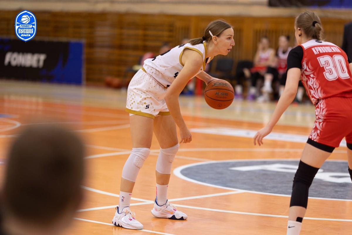 Олеся Огурцова – настоящая героиня вчерашнего матча «ЧГУ Атланта» – «Юность» в столице Республики Чувашии 