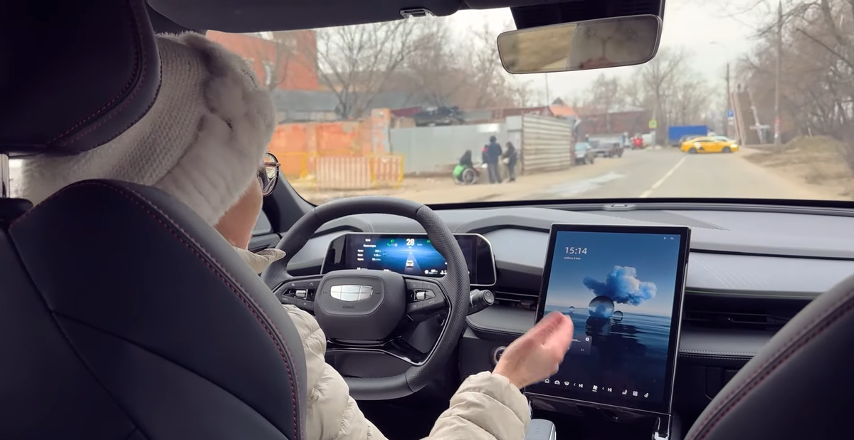 Особенности интерьера нового Geely Cityray.