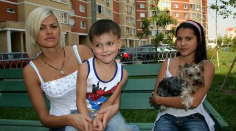 Ирина со своими детьми