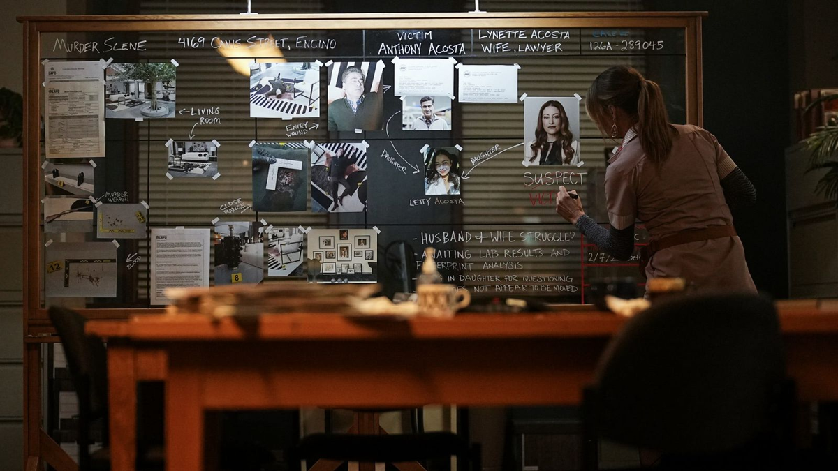 Кадр из сериала «Большой потенциал»