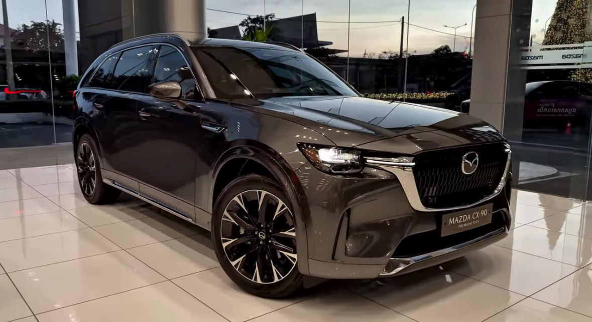 Mazda CX-90 Premium Plus 2025