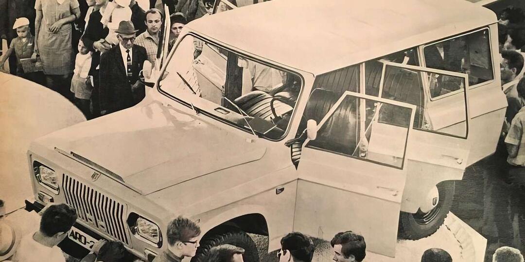 Как бодались «козлики» — советский и румынский