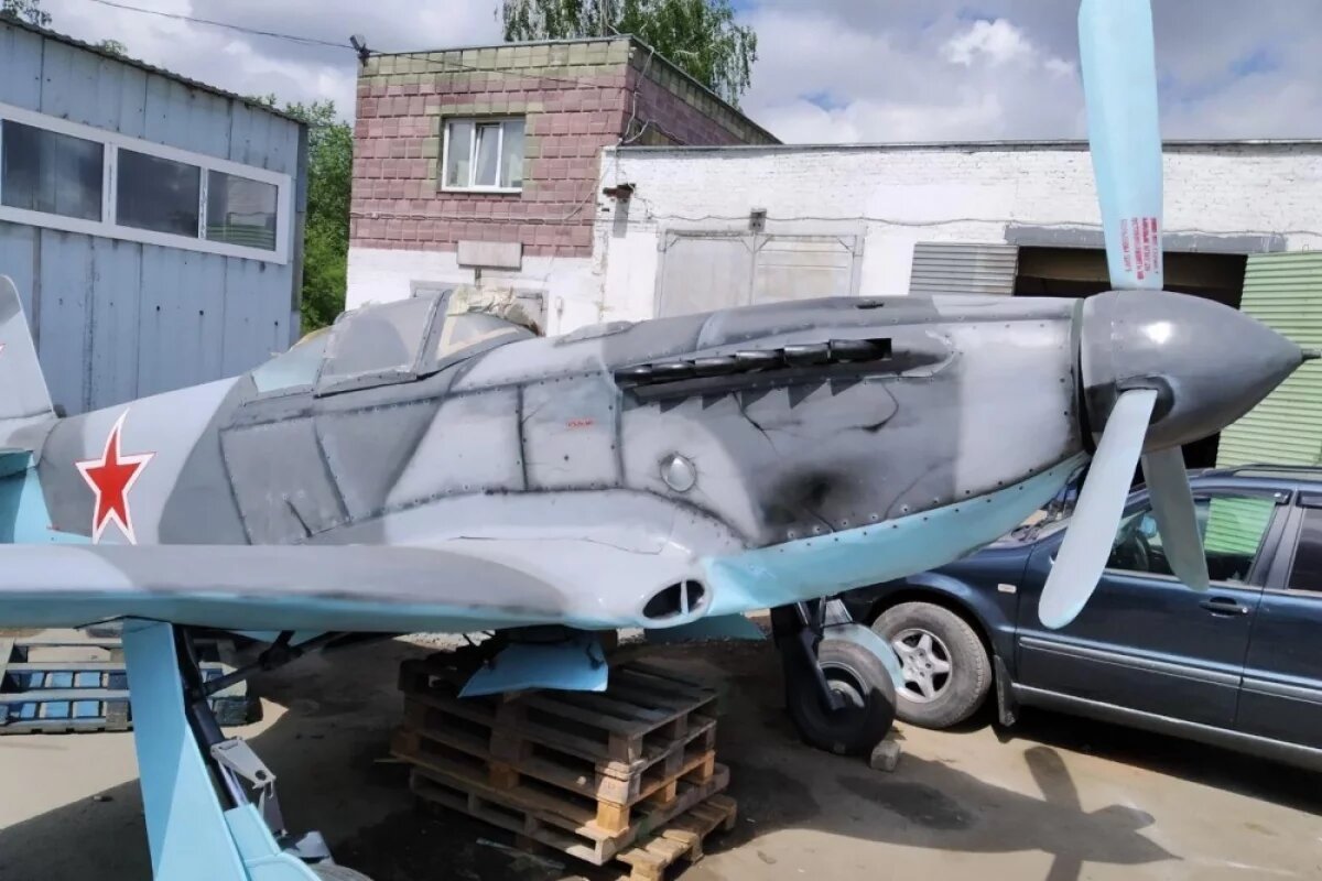    Самодельный истребитель продают за 7,5 млн рублей в Челябинске