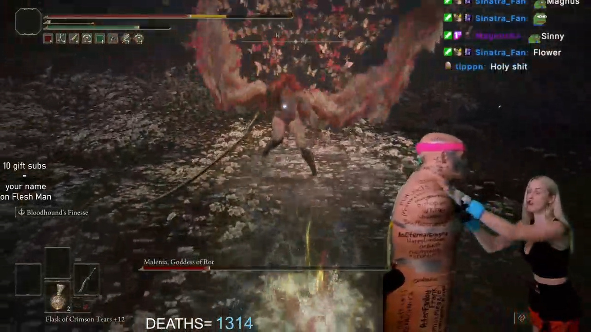    Стримерша забила всех боссов в Elden Ring, играя на боксёрском манекене