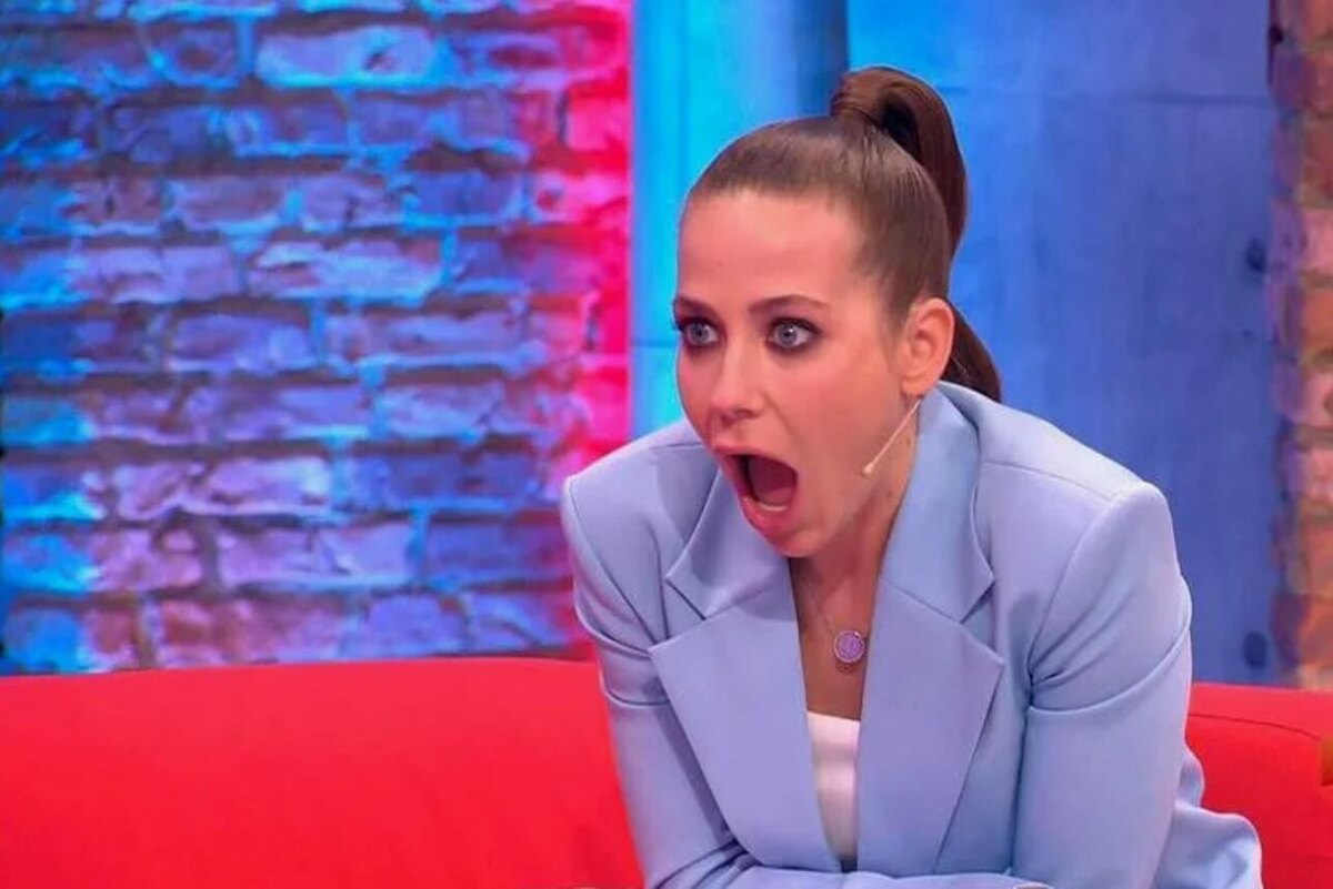    Юлия Барановская в шоу. кадр шоу