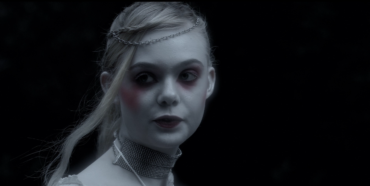 Пролистните изображение, чтобы увидеть следующий кадр из фильма «Между» (2011)