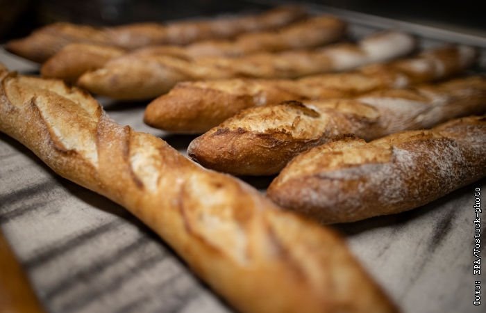 Багет (baguette) из Интернета, тщательно атрибутированный
