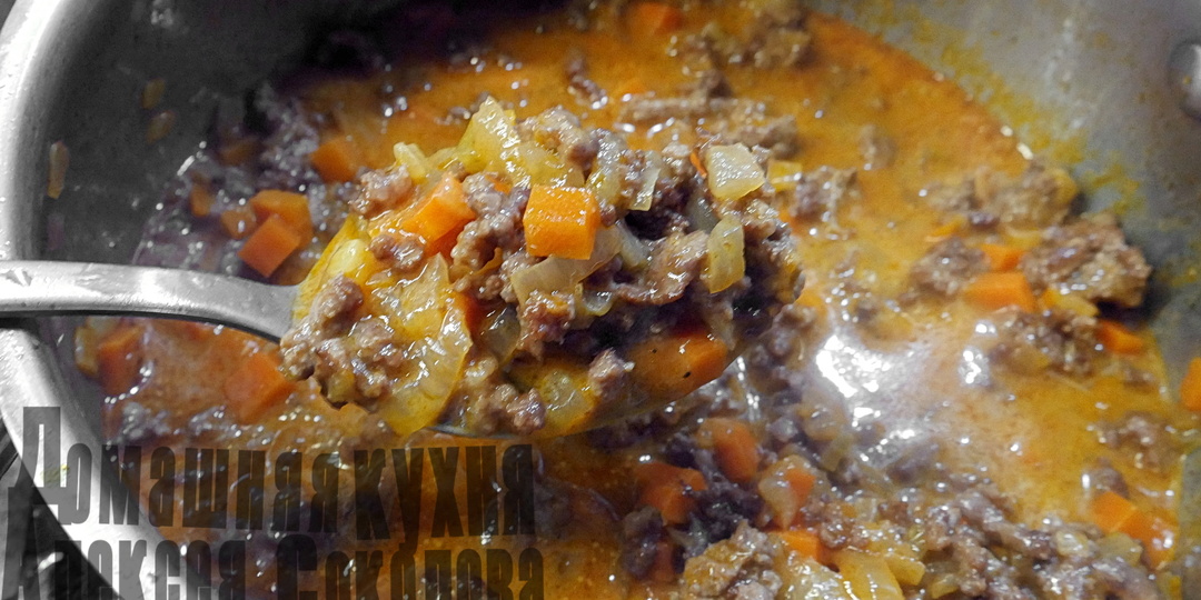 Готовлю эту мясо-овощную заправку почти к любым гарнирам: и к рису, и к макаронам, и к гречке. На завтрак, обед и ужин подойдет