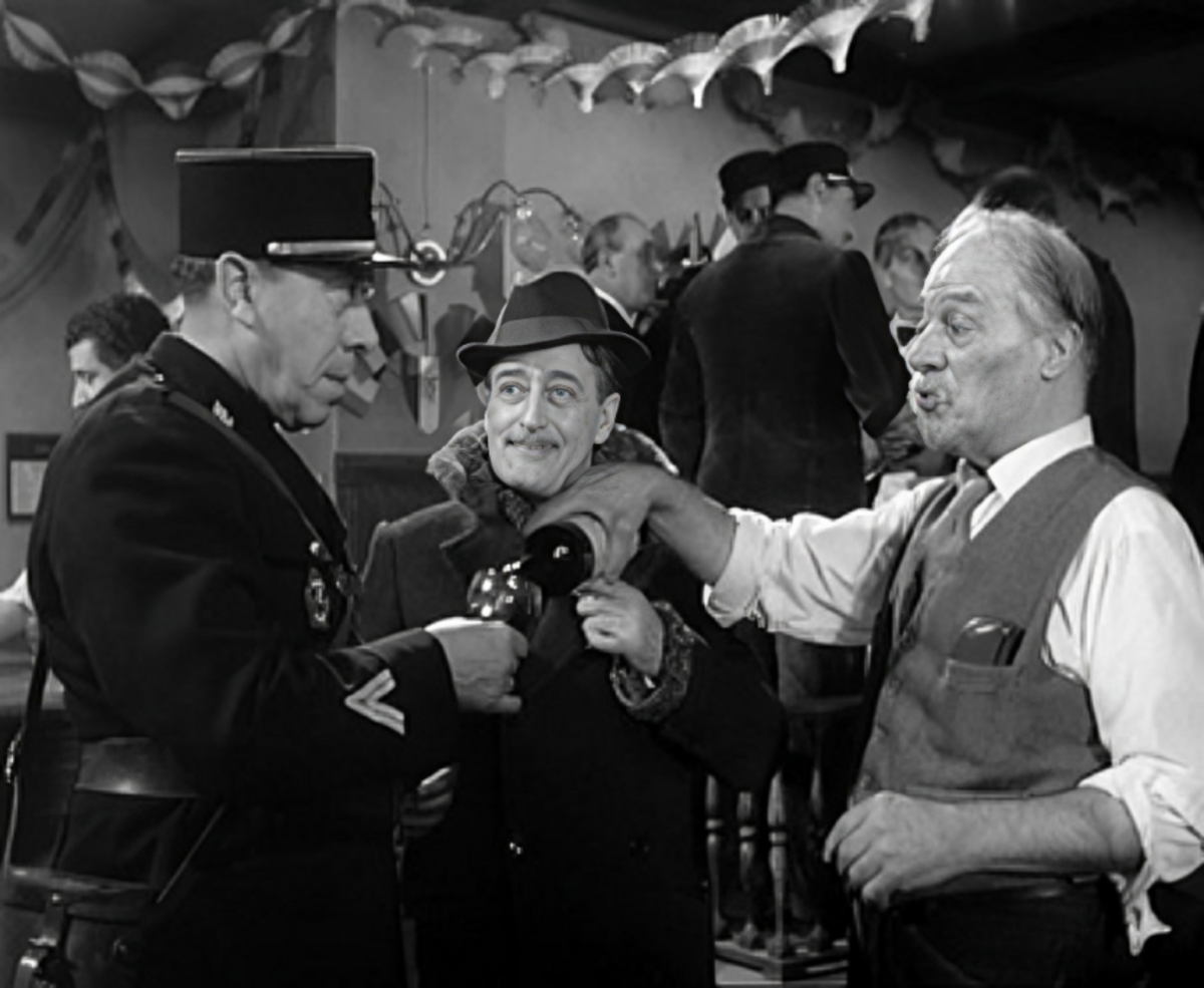 Кадр из х/ф «Закон есть закон»