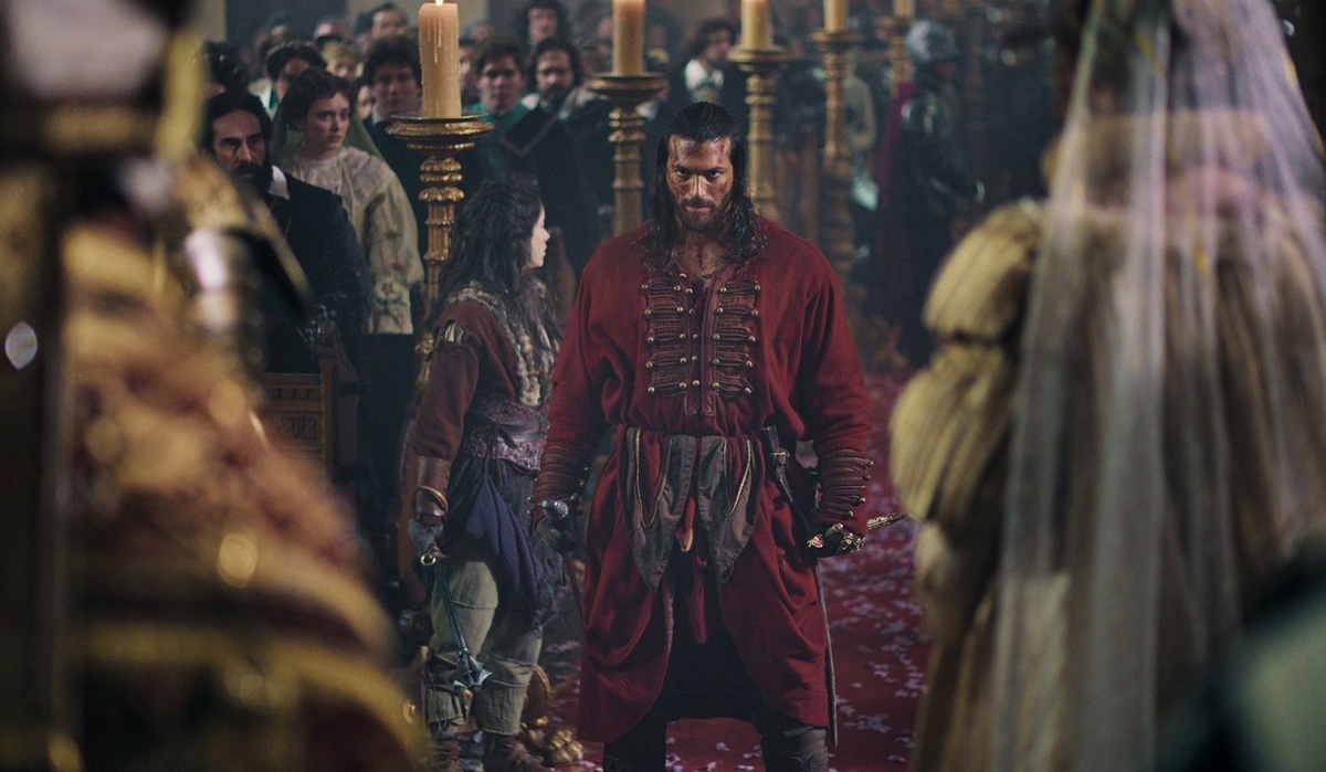 кадр из сериала "Эль Турко"