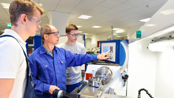    Глава Минпросвещения призвал отказаться от термина "пэтэушник" и сделать начальное профобразование престижным Ирина Петрова