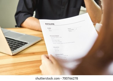    Семейное положение в резюме: важная деталь или пустая строка?