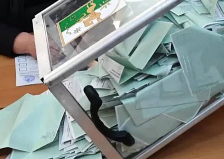    В Абхазии состоится второй тур выборов президента, фактически референдум абхазского народа: вы с Россией (за Гунбу) или нет (за Ардзинбу)