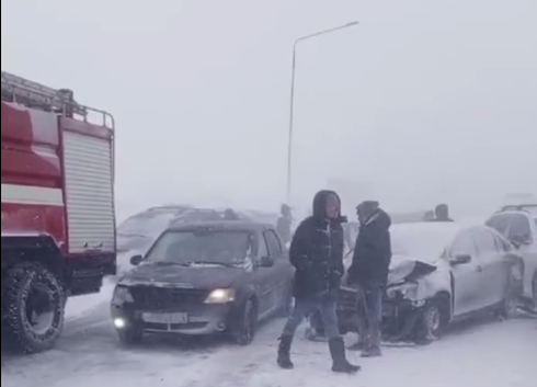    Массовое ДТП в непогоду. 14 машин столкнулись на трассе в Башкирии Белов Михаил Александрович