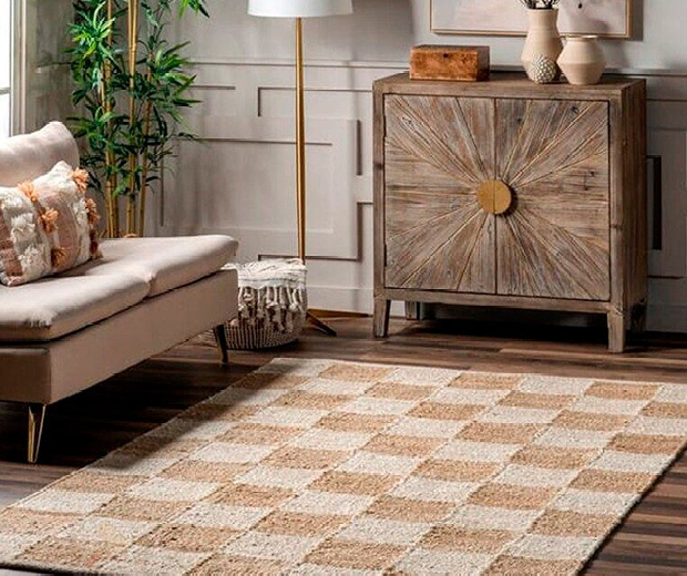 Шахматная клетка в интерьере (фото: avatars.dzeninfra.ru)