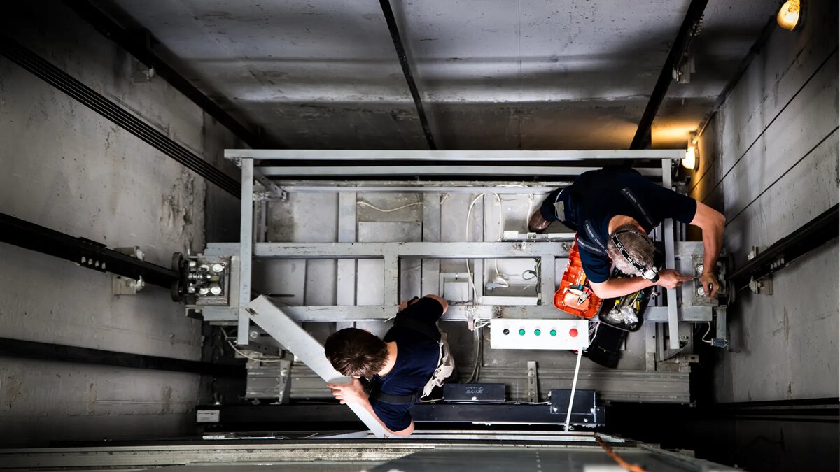 Ремонт лифтов в Москве