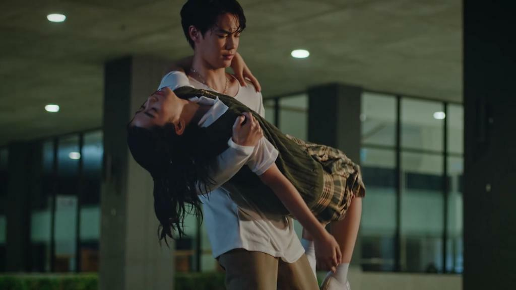 Кадр из дорамы "Цветочки после ягодок"