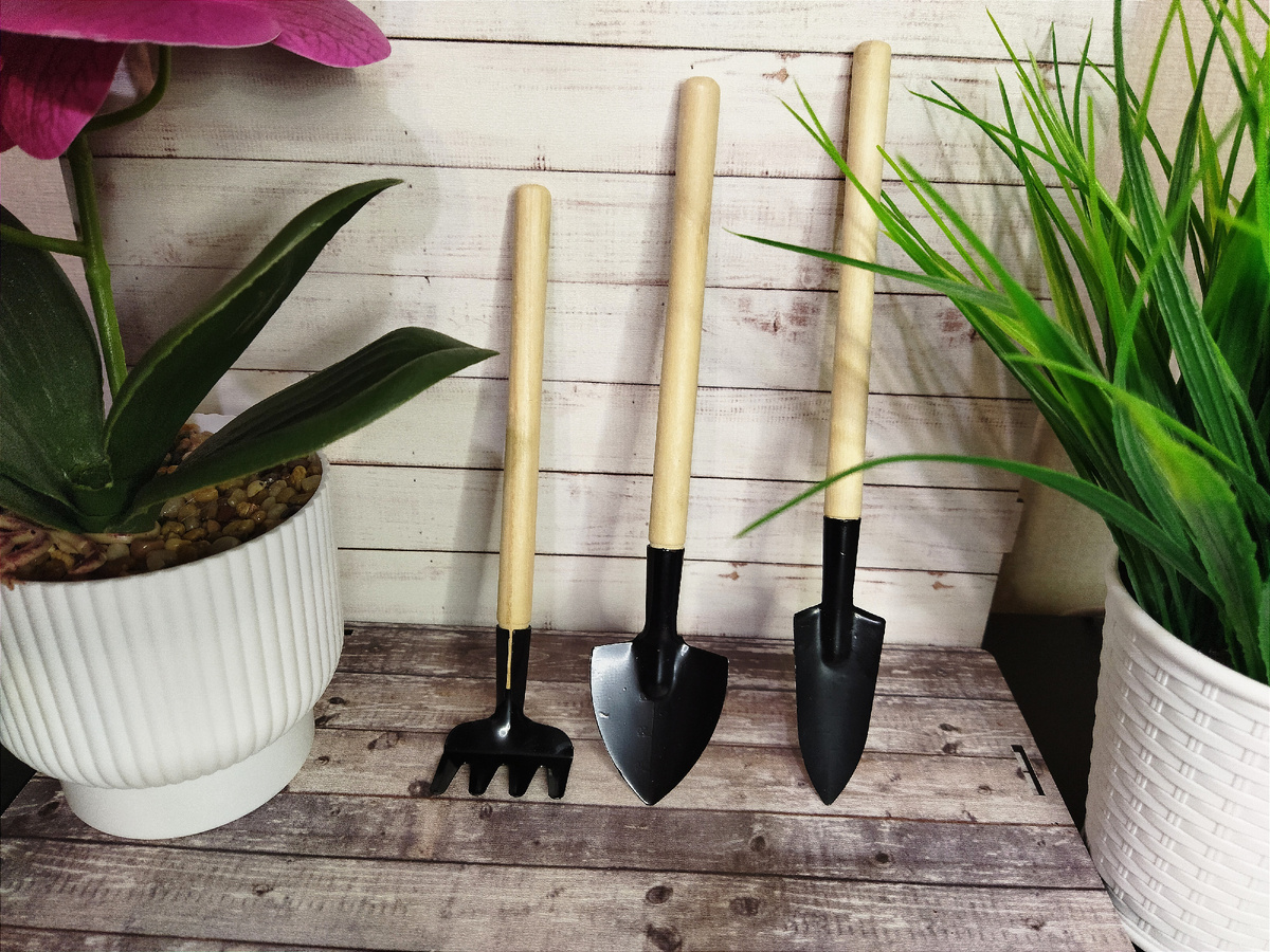 Грабли, лопаты