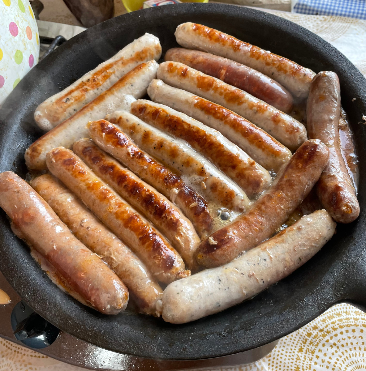 В наборе было 4 разных вида колбасок, понравился такой вариант. 