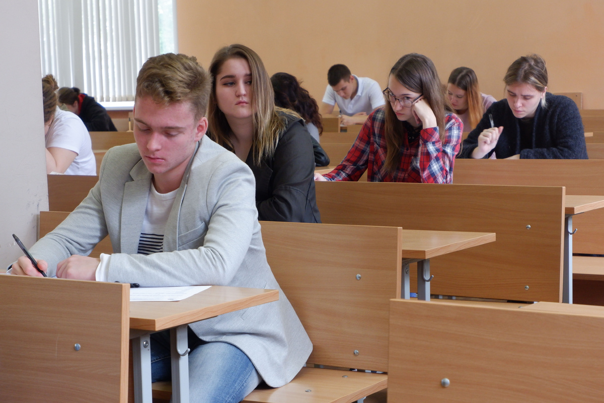    Вступительные экзамены — зачем они нужны?