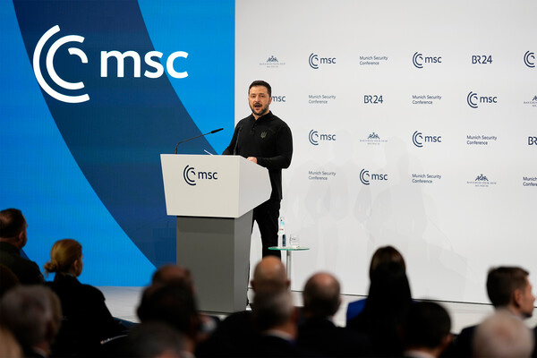 Владимир Зеленский на Мюнхенской конференции по безопасности, 15 февраля 2025 года / Matthias Schrader/AP   📷