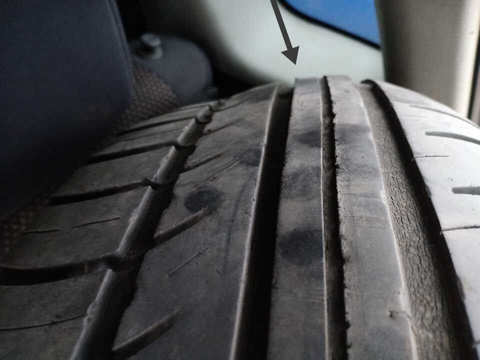 Грыжа протекторная !Трещины протектора