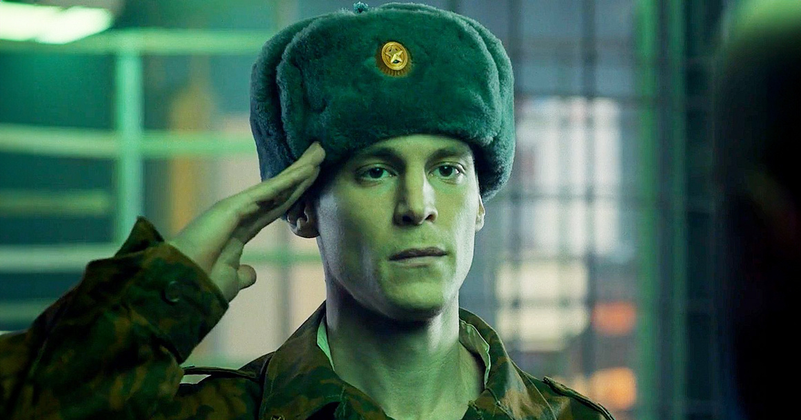 Иван Янковский в сериале «Аутсорс»