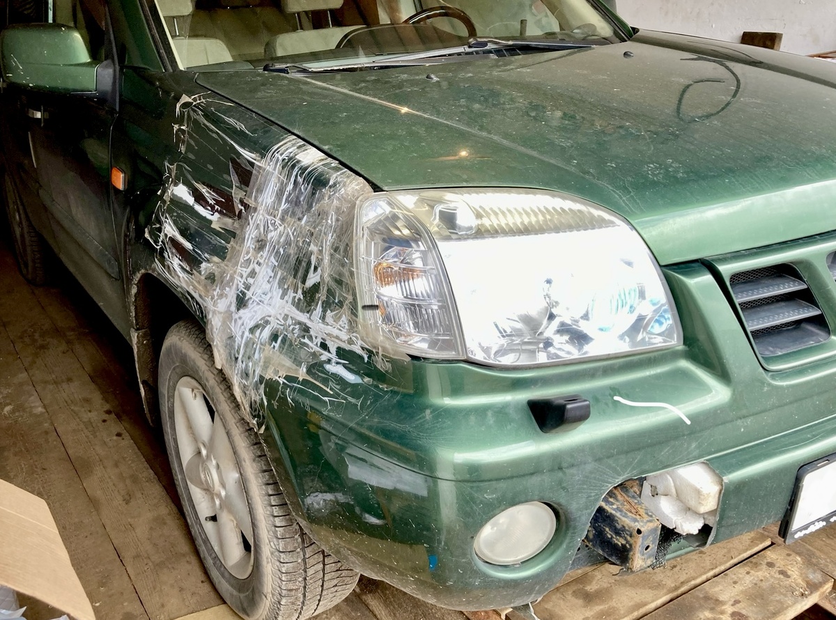 Пластик не гниет, это плюс. Но есть и минусы…