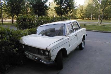 "И даже тоненькую нить..."