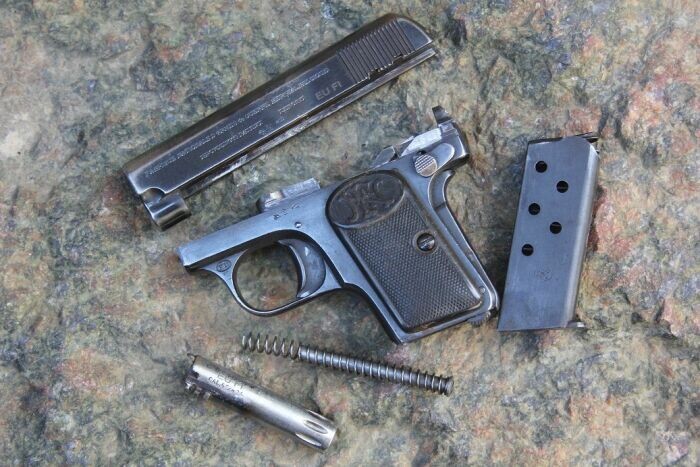 Пистолет простой как огонь. /Фото: guns.allzip.org.