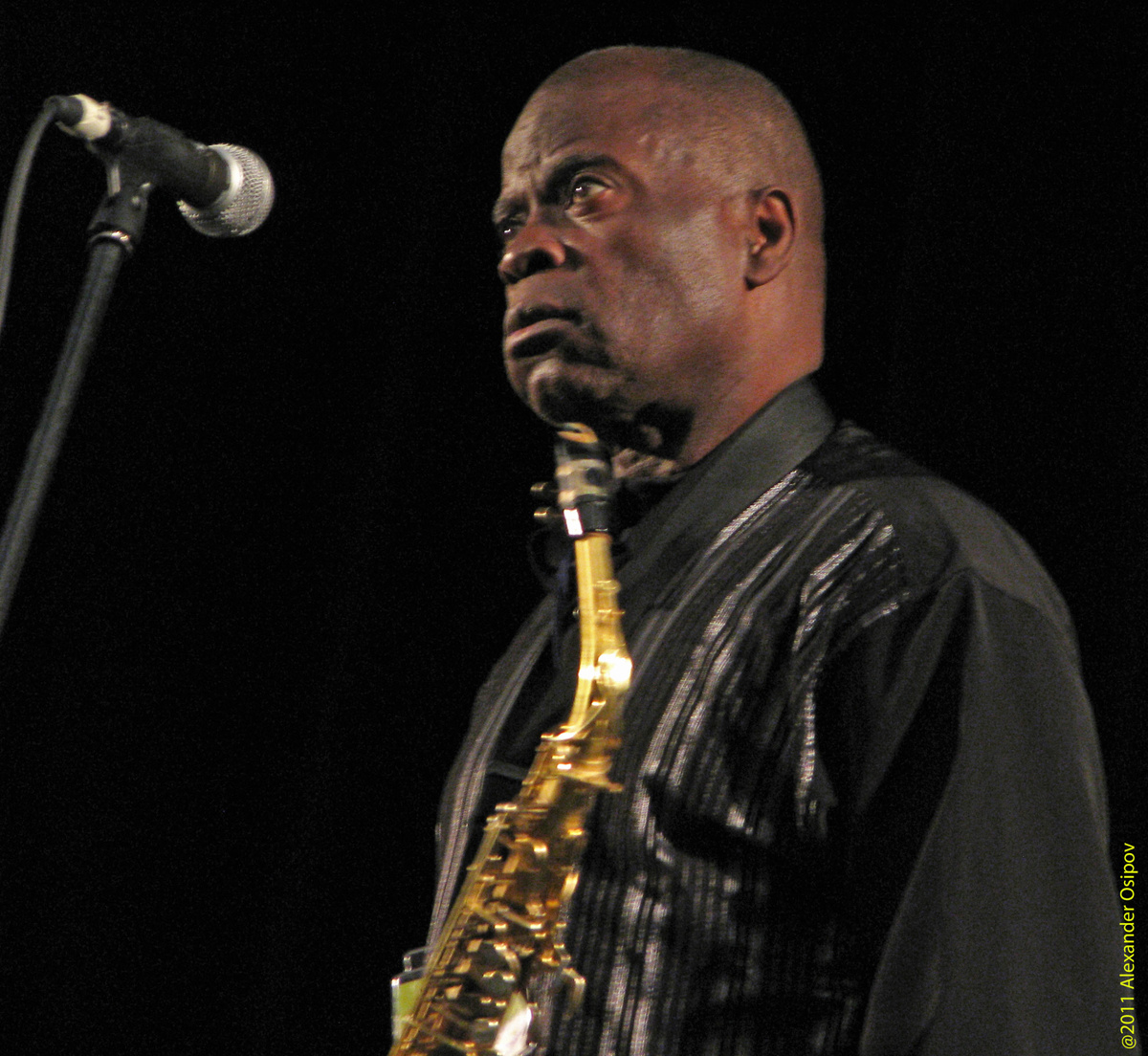 Мэйсео Паркер во время проведения мастер-класса. Киноконцертный зал «Мир», 13 апреля 2011 г.