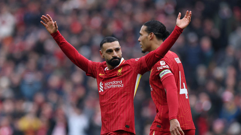   Футболисты «Ливерпуля» Мохамед Салах и Вирджил ван Дейк. Reuters