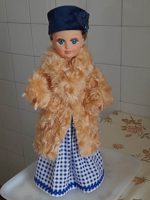 "Карамельная вселенная вьюг". Зимний образ куклы Анастасии. Февраль, 2025.