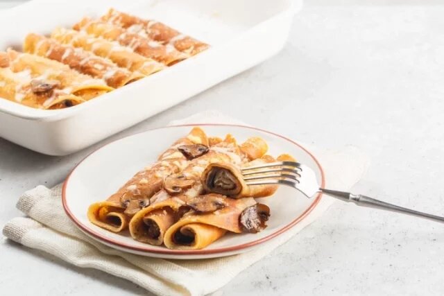    Как приготовить блины в духовке?