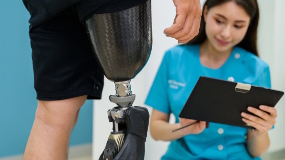    Ряд российских ведомств займется ликвидацией нехватки протезистов в стране Андрей Галкин