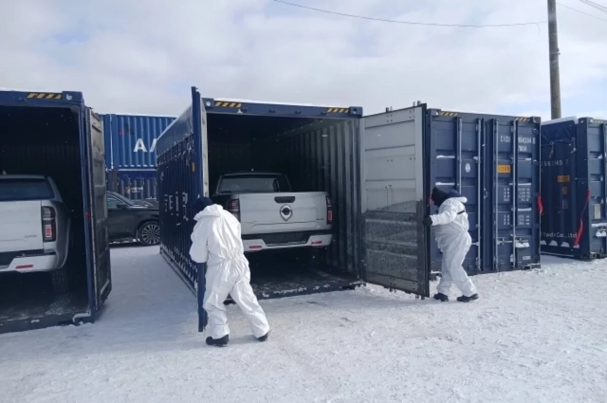    Из Китая в Кузбасс отправили первую партию автомобилей по железной дороге