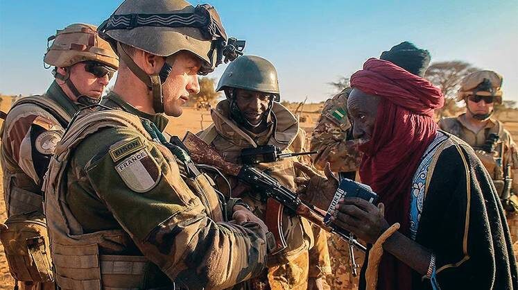     В общей сложности к началу 2025 года Франция лишилась 70% своих военных баз на континенте и была вынуждена сократить «африканский корпус» с 2400 военнослужащих примерно до 350, то есть более чем в шесть раз