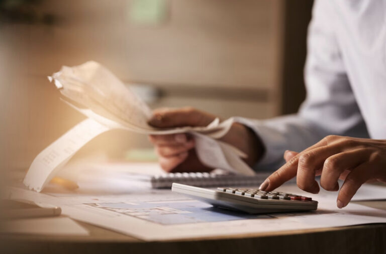    Фото: freepik.com/Drazen Zigic Алина Лакшина