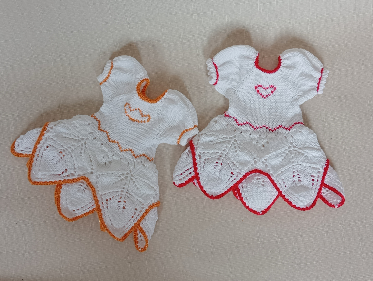 Платья для куклы Паола Рейна