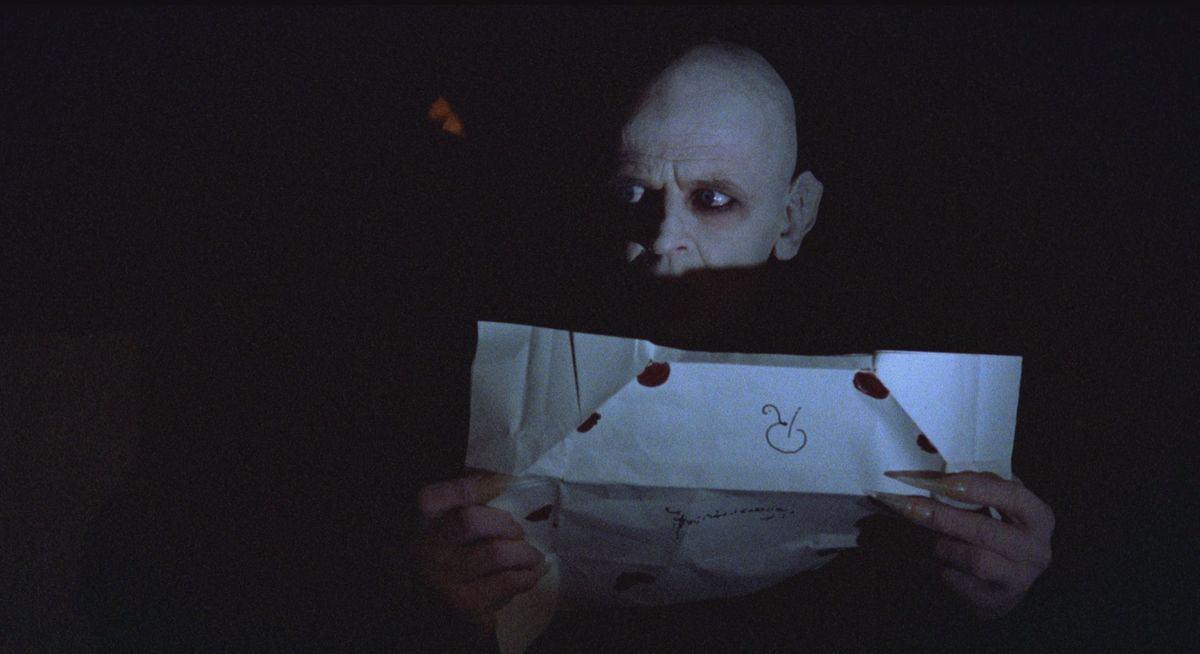 Свои самые завораживающие роли немецкий актёр Клаус Кински сыграл именно у Вернера Херцога, а древний вампир, пожалуй, самая... трогательная из них