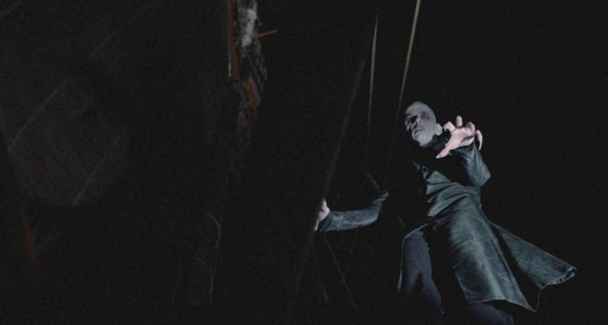 В «Носферату» некоторые кадры Херцог почти один в один копирует у Мурнау