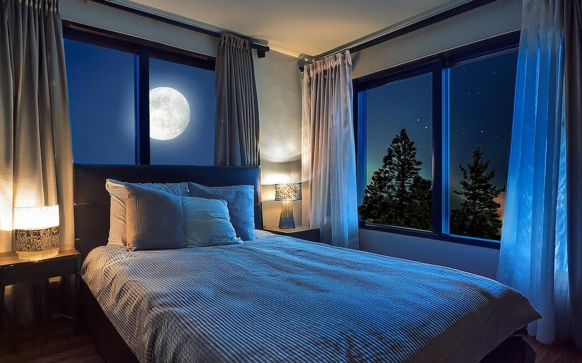 Скрипучая кровать больше не помешает вашему сну: 6 способов устранить раздражающие звуки / Фото: Pogovorim.by
