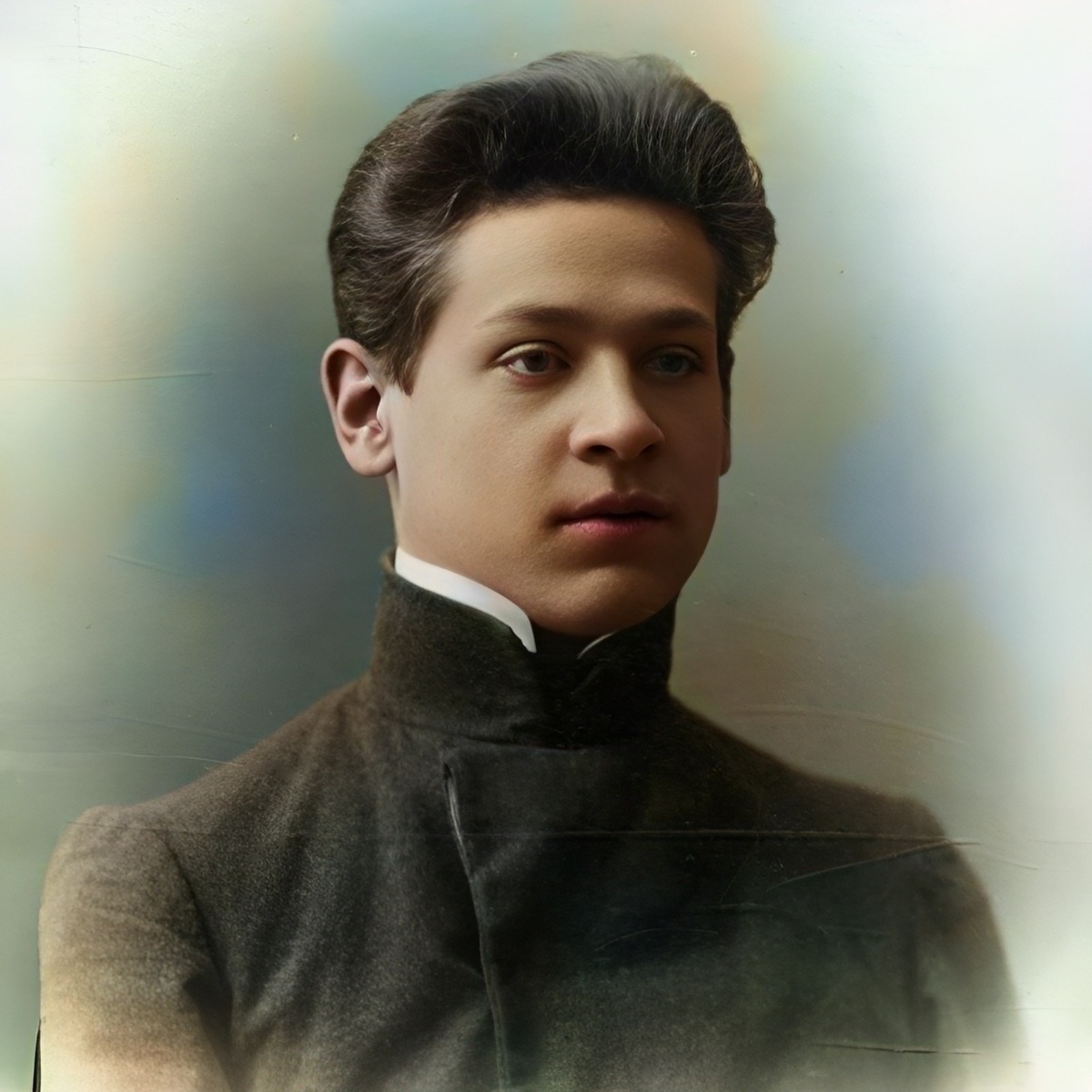 Гимназист Анатолий Благонравов