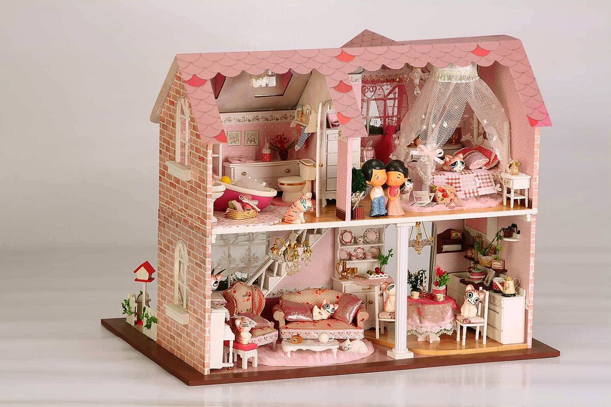    Мой Кукольный Домик за 100000 Рублей