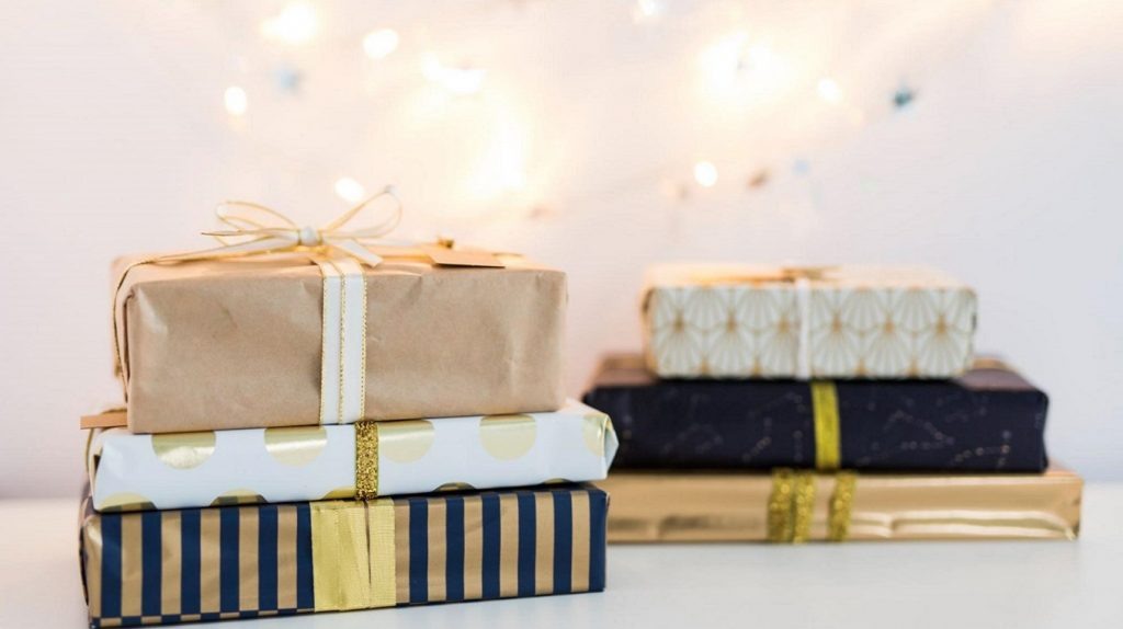     10 книг в подарок на любой праздник Антон Бахарев