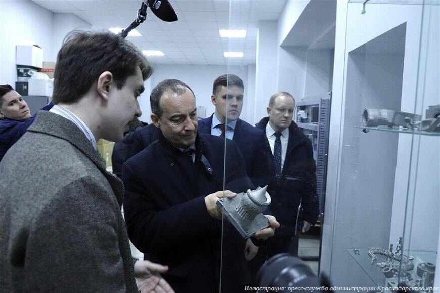 Фото с выставки, на которой анонсирован новая установка СЛП "Астрей" от ЮЖТС